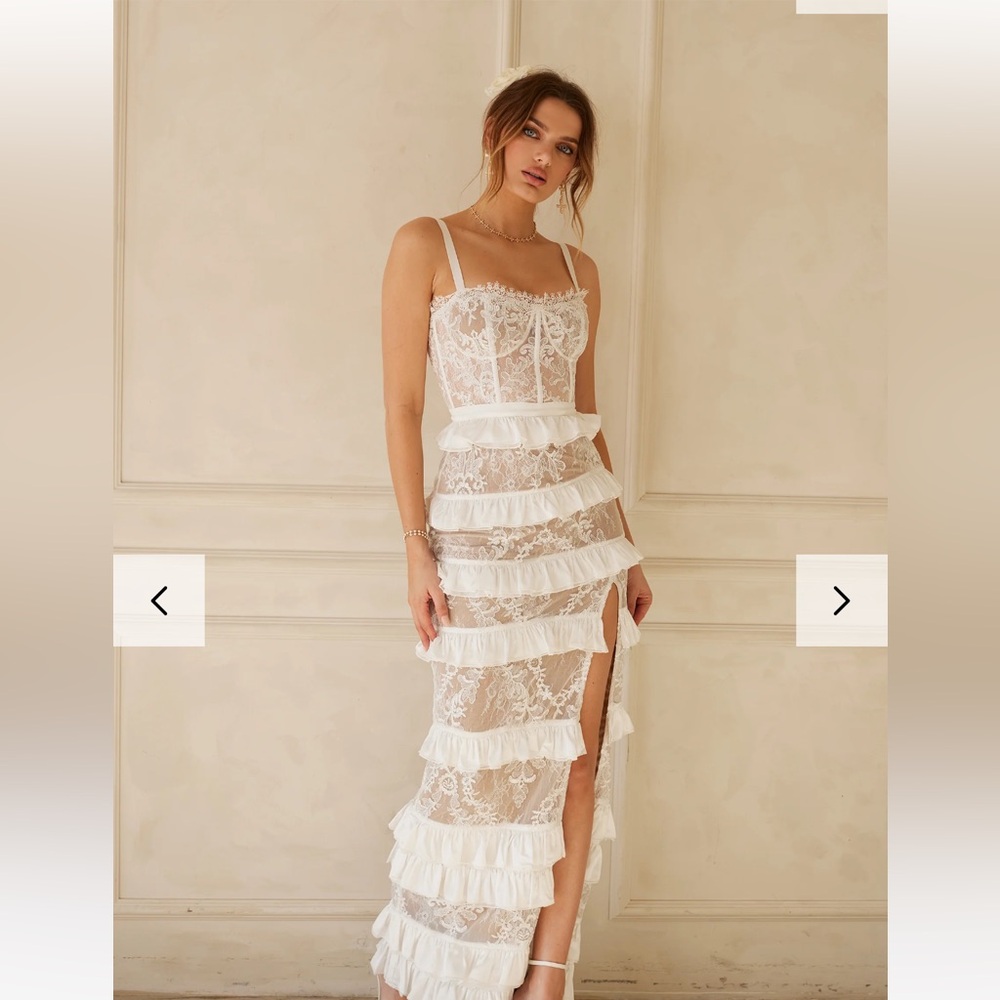Most amazing country couture dress, worn twice, size 6